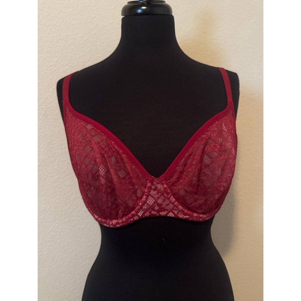 Victoria's Secret Body By Victoria Lace Underwire Bra 34DDD Burgundy